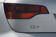 Audi-Nissan per, egyetlen betűért 2 Audi-Nissan per, egyetlen betűért