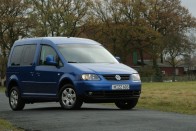 Vezettük: Volkswagen Caddy DSG váltóval 43