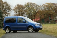 Vezettük: Volkswagen Caddy DSG váltóval 44