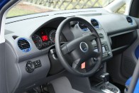 Vezettük: Volkswagen Caddy DSG váltóval 51