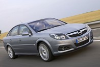 Új motorok a Vectrában 7 Új motorok a Vectrában 7