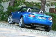 Vezettük: Mazda MX-5 – Bepörgetve 49