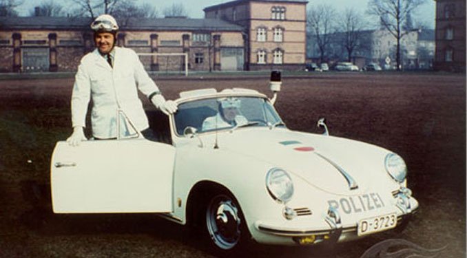 Már 1956-ban is volt Porsche a német rendőrségénél, a képen a 354 Cabrio