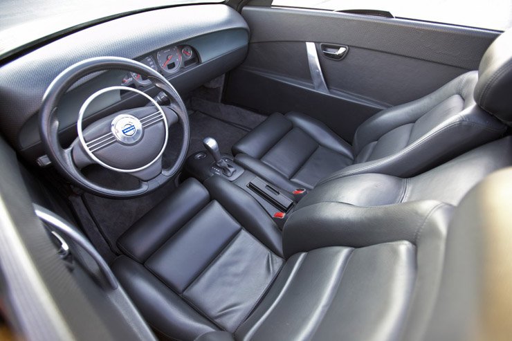 Volvo, kézi munkával 5 Más Volvókból is ismerősek lehetnek az utastér elemei