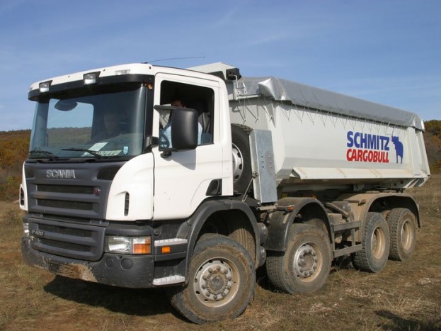 Döngetés terepen, 18 köbméter sóderrel 7