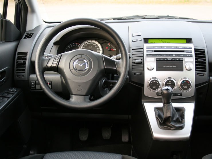 Teszt: Mazda5 1.8 7