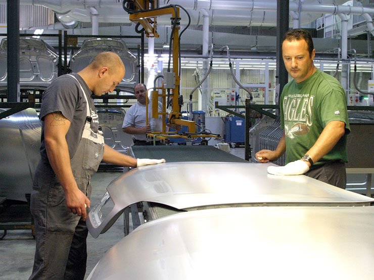 Kilncezer embert küldtek el a jobb gazdasági eredmények érdekében