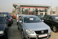 Használtan még megy a Lada 18 /Weltauto/5eves/weltauto01.jpg