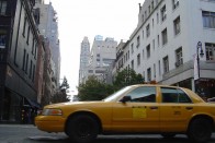 Évente átlagosan 160,000 kilométert tesz meg egy taxi