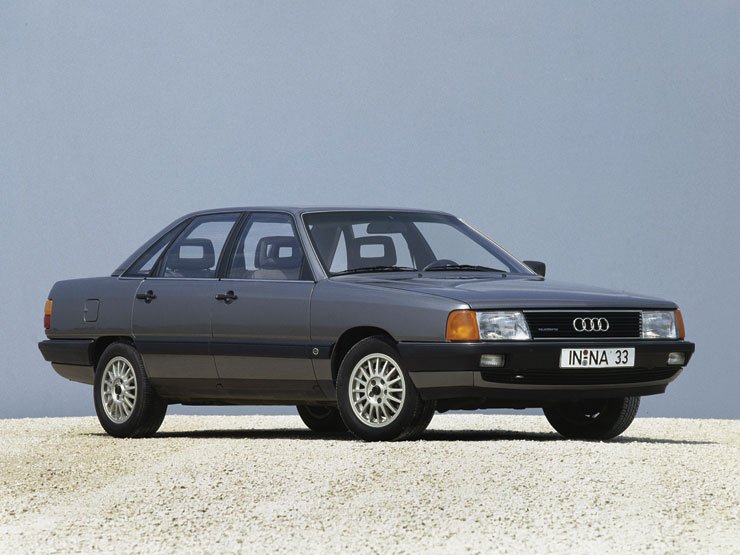 Egykor úgy hitték, hogy a 4x4-es hajtás idővel olcsóbb lesz, mint 4 téli gumi. Azóta az Audi 100-ból régen A6 lett, de még mindig nem tartunk itt