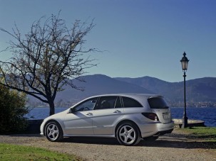 Látványban már széria