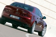 Már nem csak érzelem 33 /Alfa/159/Gyari/34.jpg