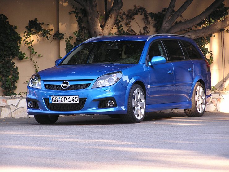 Vezettük: Opel OPC-sorozat – Négy az egyben 20