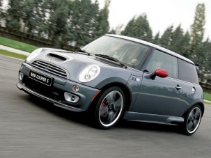 Kisebb tömeg, nagyobb erő