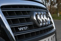 Teszt: Audi A8 6.0 W12 – Mennyei luxus 34