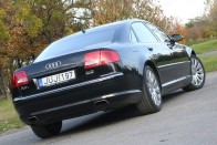 Teszt: Audi A8 6.0 W12 – Mennyei luxus 35