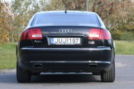 Teszt: Audi A8 6.0 W12 – Mennyei luxus 36