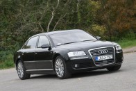 Teszt: Audi A8 6.0 W12 – Mennyei luxus 37