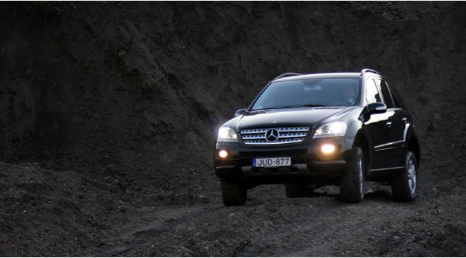 Teszt: Mercedes-Benz ML 500 11