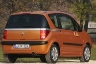 Teszt: Peugeot 1007 1.4 HDi 32