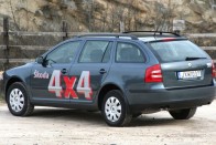 Teszt: Skoda Octavia Combi 4×4 1.9 TDI 39