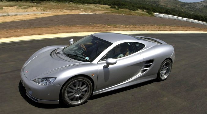 Ferrari verő Angliából