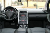 Teszt: Mercedes-Benz A 200 CDI 21