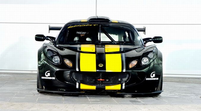 Minden lóerőre csupán 2,6 kg tömeg jut