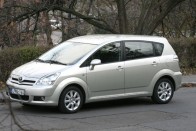 Teszt: Toyota Corolla Verso D-4D 48