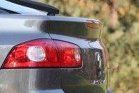 Teszt: Renault Laguna 1.6 33