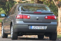 Teszt: Renault Laguna 1.6 41