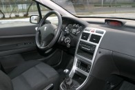 Teszt: Peugeot 307 1.6 HDi 46