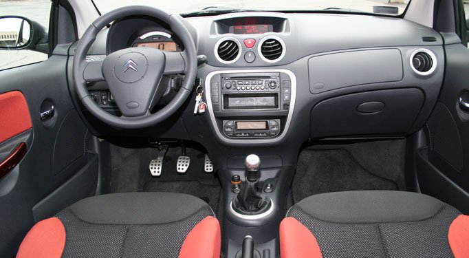 Teszt: Citroën C2 1.6 VTS 15