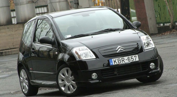 Teszt: Citroën C2 1.6 VTS 16