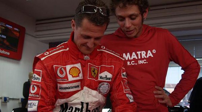 Két világbajnok a Ferrarinál!