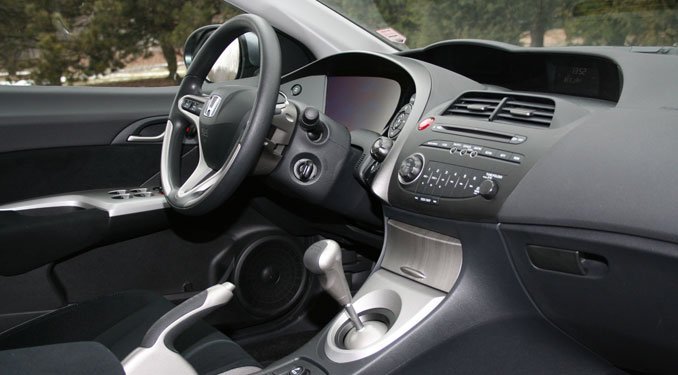 Teszt: Honda Civic 1.8 Comfort 18