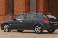Teszt: Opel Signum 3.0 CDTI 51
