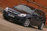 Teszt: Opel Signum 3.0 CDTI 53