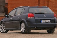 Teszt: Opel Signum 3.0 CDTI 65