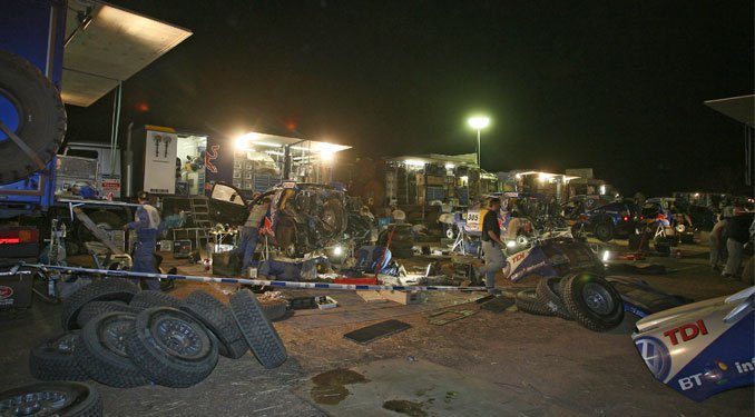 Szörnyű tragédia a Dakaron 12