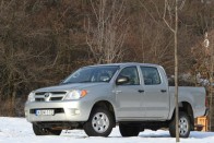 Teszt: Toyota Hilux 2.5 D-4D 34