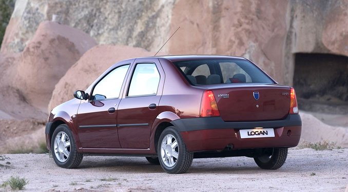 A Dacia húzta a Renault-t