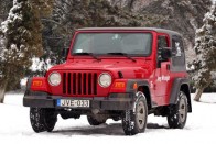 Teszt: Jeep Wrangler 2.4 Sport 35