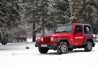 Teszt: Jeep Wrangler 2.4 Sport 36