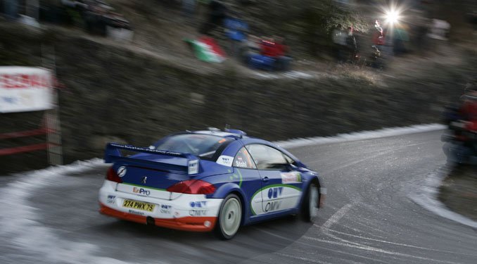 Grönholm verte a privátokat! 5 Jól szerepeltek a 307 WRC-k, a 3-4. hely lett az övék