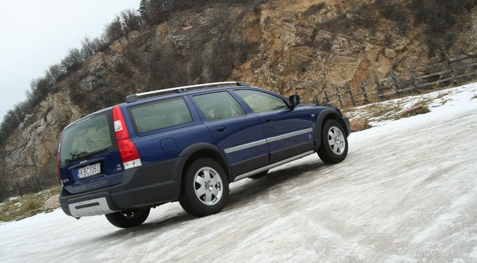 Teszt: Volvo XC70 D5 Ocean Race 17