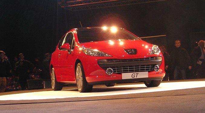 Bemutató: Peugeot 207 24