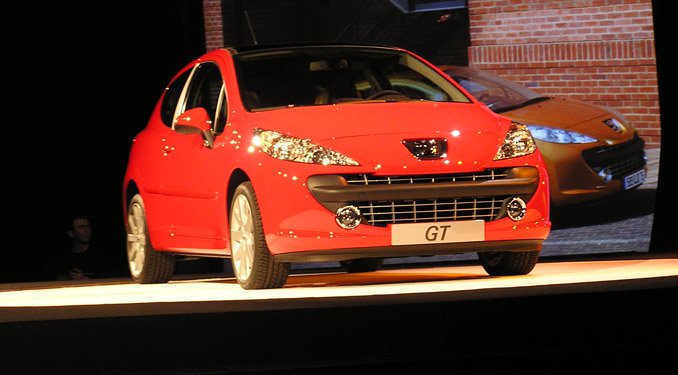 Bemutató: Peugeot 207 26