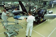 Nyugdíjazzák a legerősebb Porschét 16 Nyugdíjazzák a legerősebb Porschét 16
