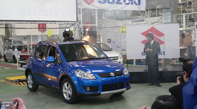 Utat ígért a miniszter a Suzuki bemutatón 24